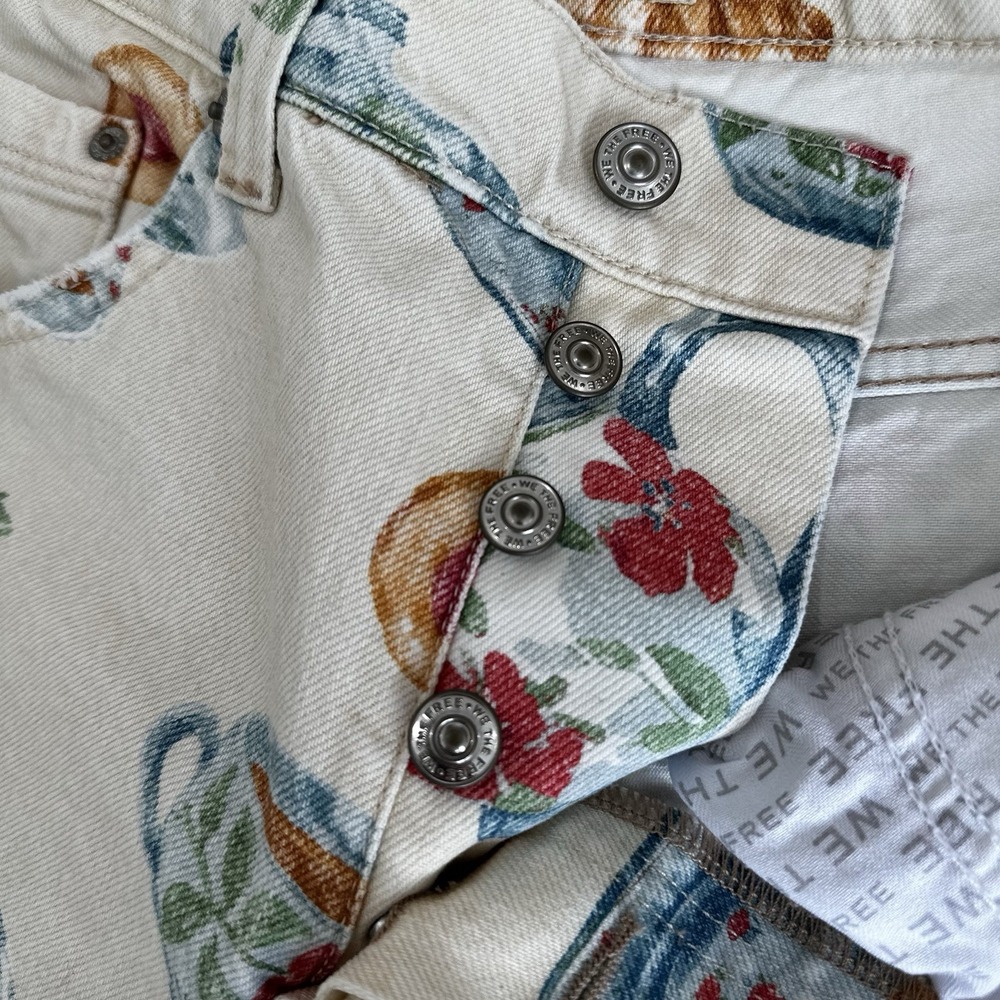 Free People Eden Brunch Jeans Size 26 Printed Barrel Teapot Croissant Sold Out - Picture 14 of 15